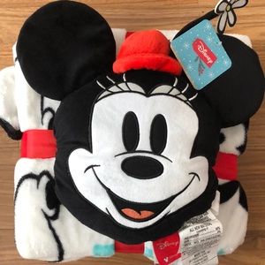 Disney Minnie Pillow and Plush Blanket Set
